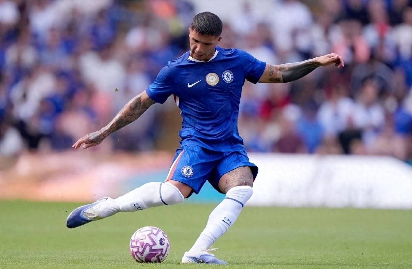 只能继续默 只能继续默