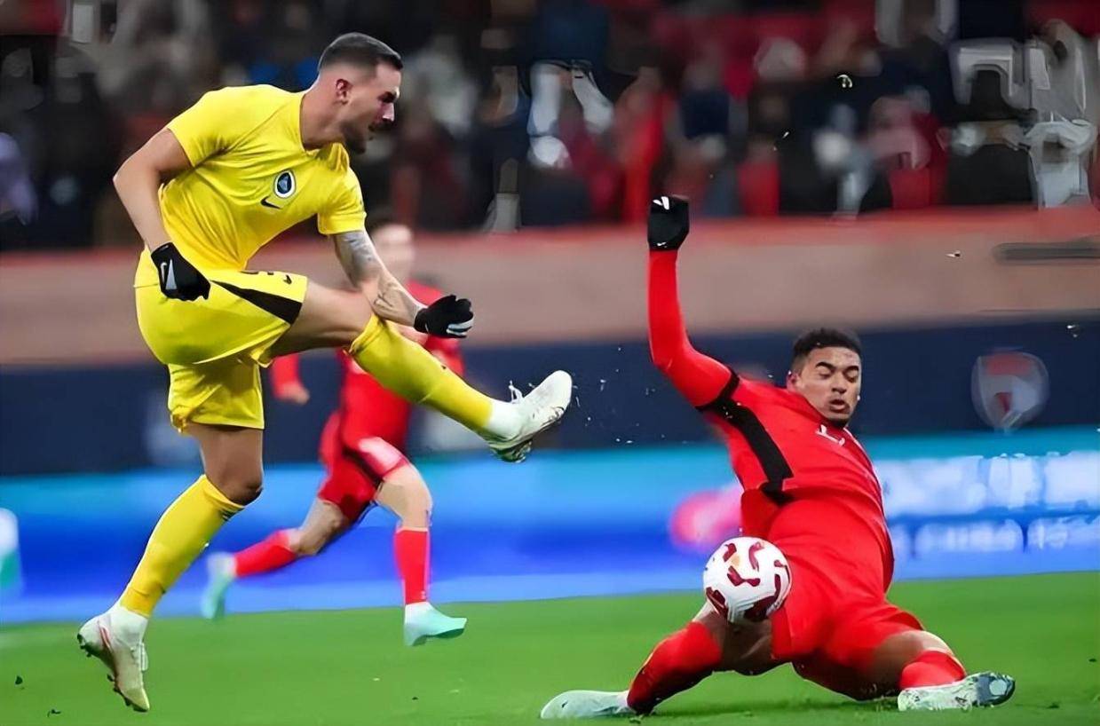 杨明洋是一, 明洋, 攻防核心