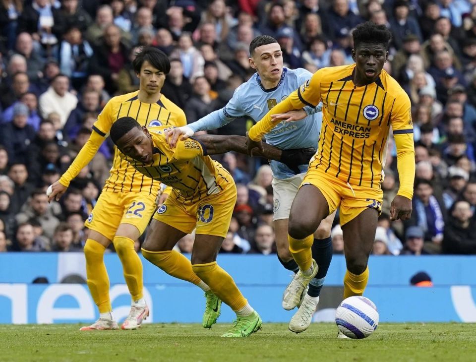 欧国联小组, 姆贝乌莫, 阻挡福登