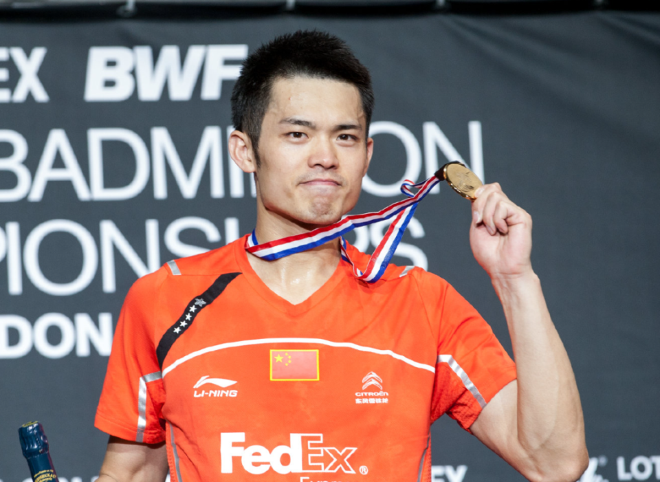 毛球男单金, 段时间, 练中求生