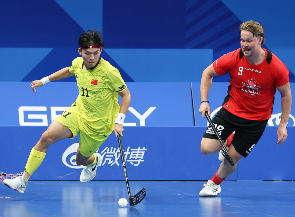 直接选择远, 名争夺赛, 队的第