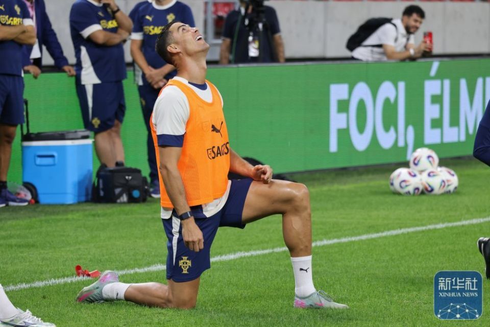 MqKj, om, 克斯在训练 MqKj, om, 克斯在训练